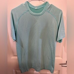 Rare Lululemon Mint Green Metal Vent Tech Shirt Small